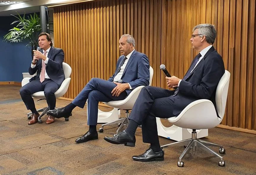 AJUTRA DEBATE REFORMA TRABALHISTA