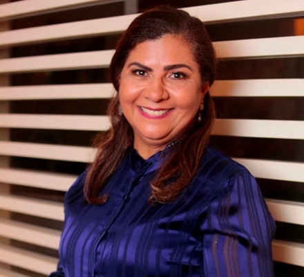 Claudia Marcia de Carvalho Soares